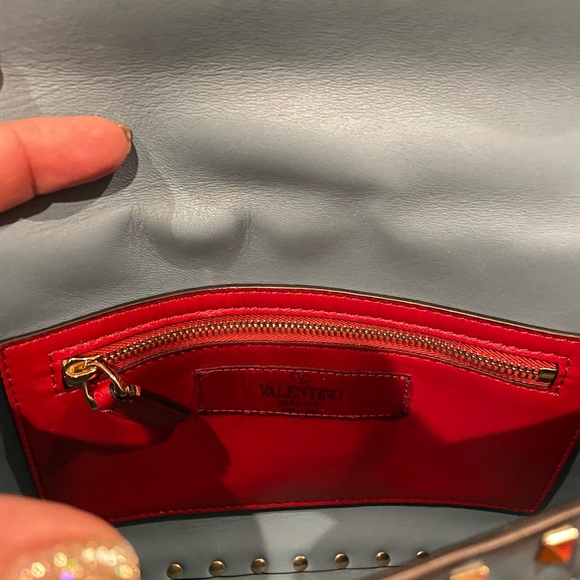 AUTHENTIC VALENTINO GARAVANI
Nappa Medium Rockstud Spike Shoulder Bag - Picture 7 of 10